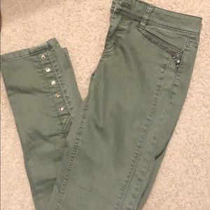 EUC gorgeous WHBM green jeans